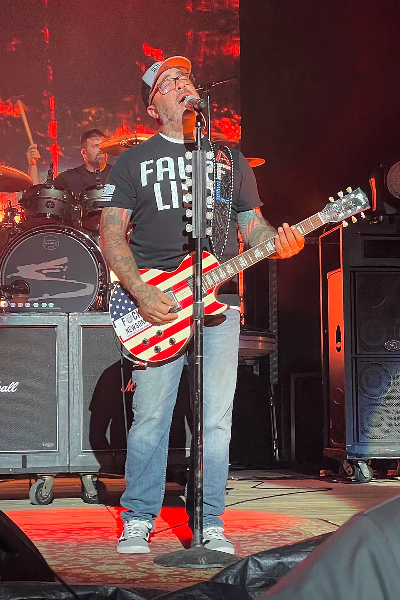 Aaron Lewis