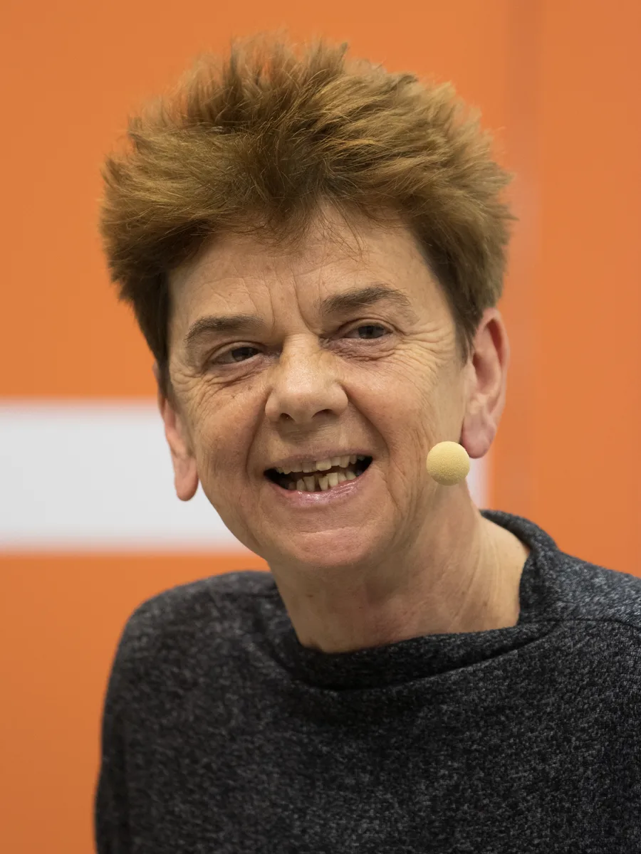 Angelika Overath