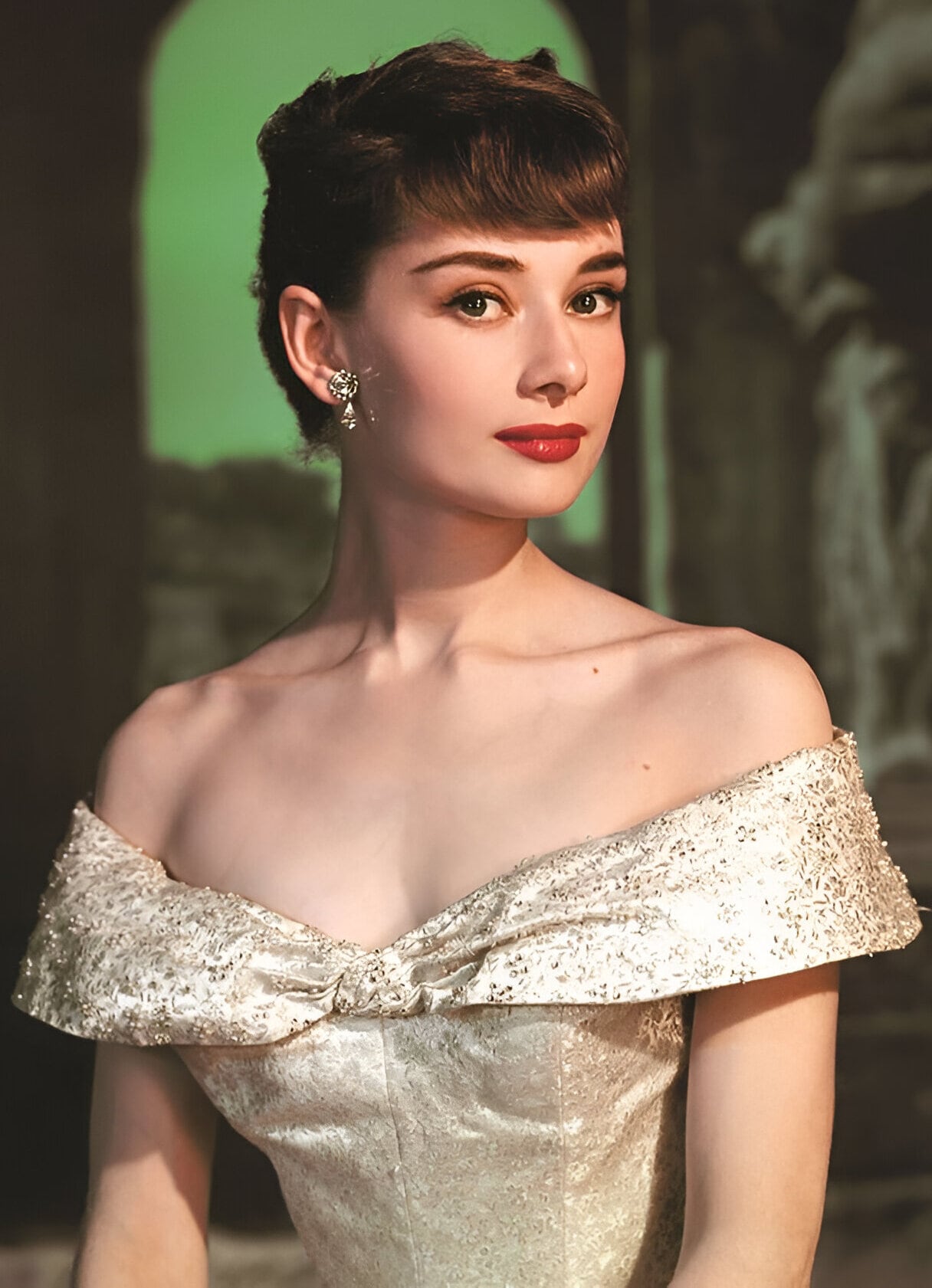 Audrey Hepburn reference image