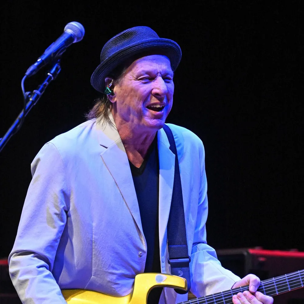 Adrian Belew
