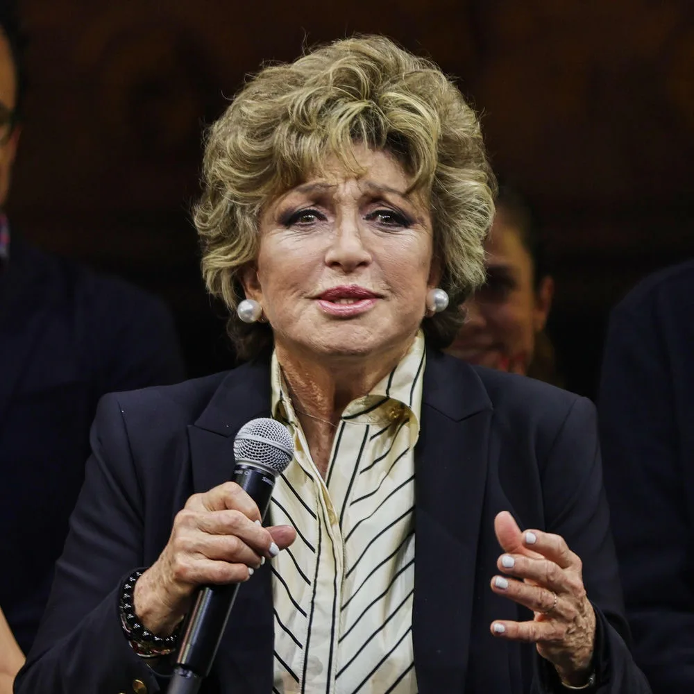 Angélica María