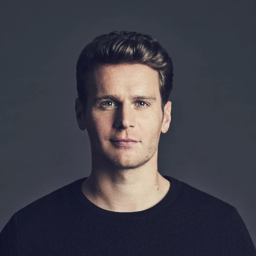 Jonathan Groff