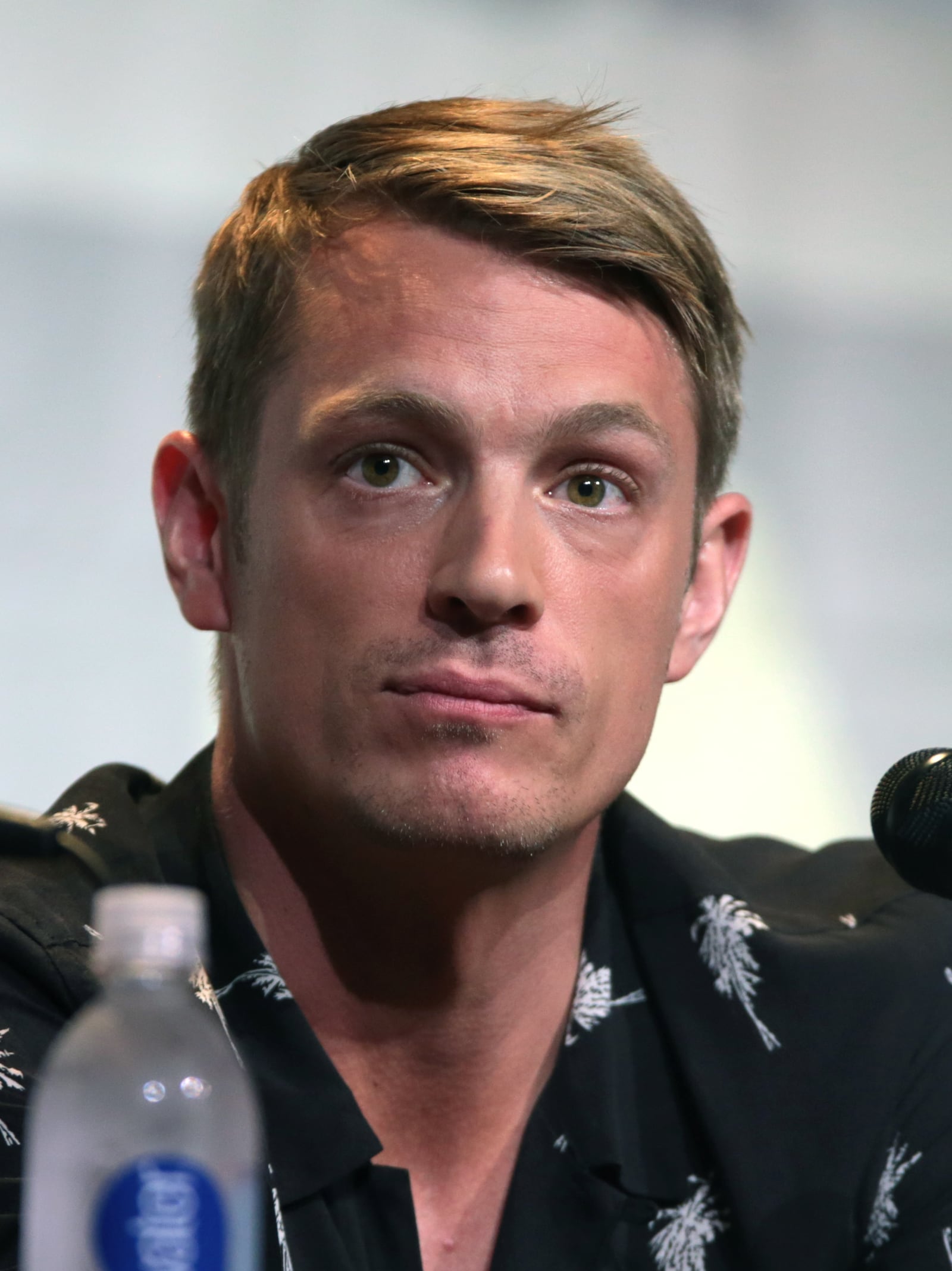 Joel Kinnaman reference image