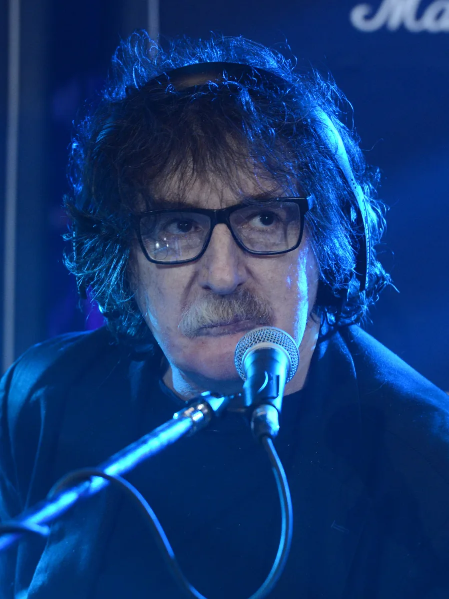 Celebrities born on October 23