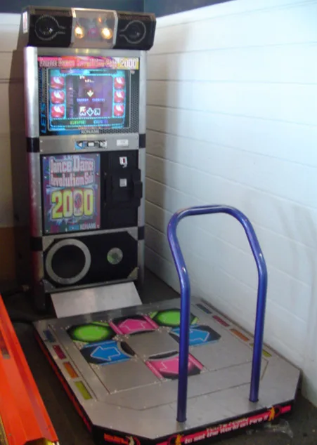 Dance Dance Revolution Solo 2000