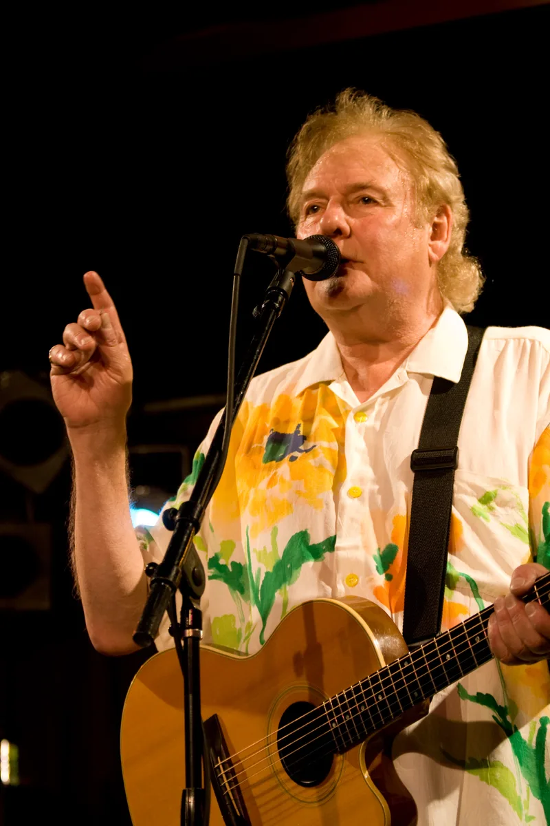 Dave Cousins