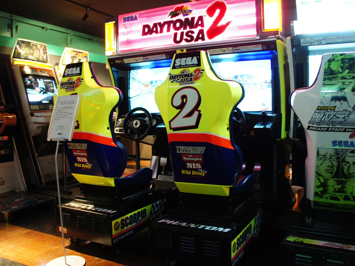 Daytona USA 2
