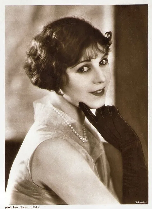 Elisabeth Pinajeff