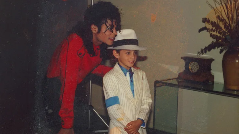 Leaving Neverland poster