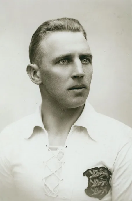 Evald Tipner