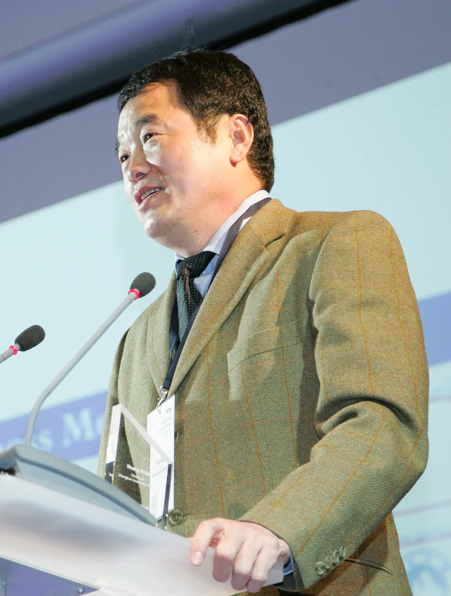 Huang Nubo