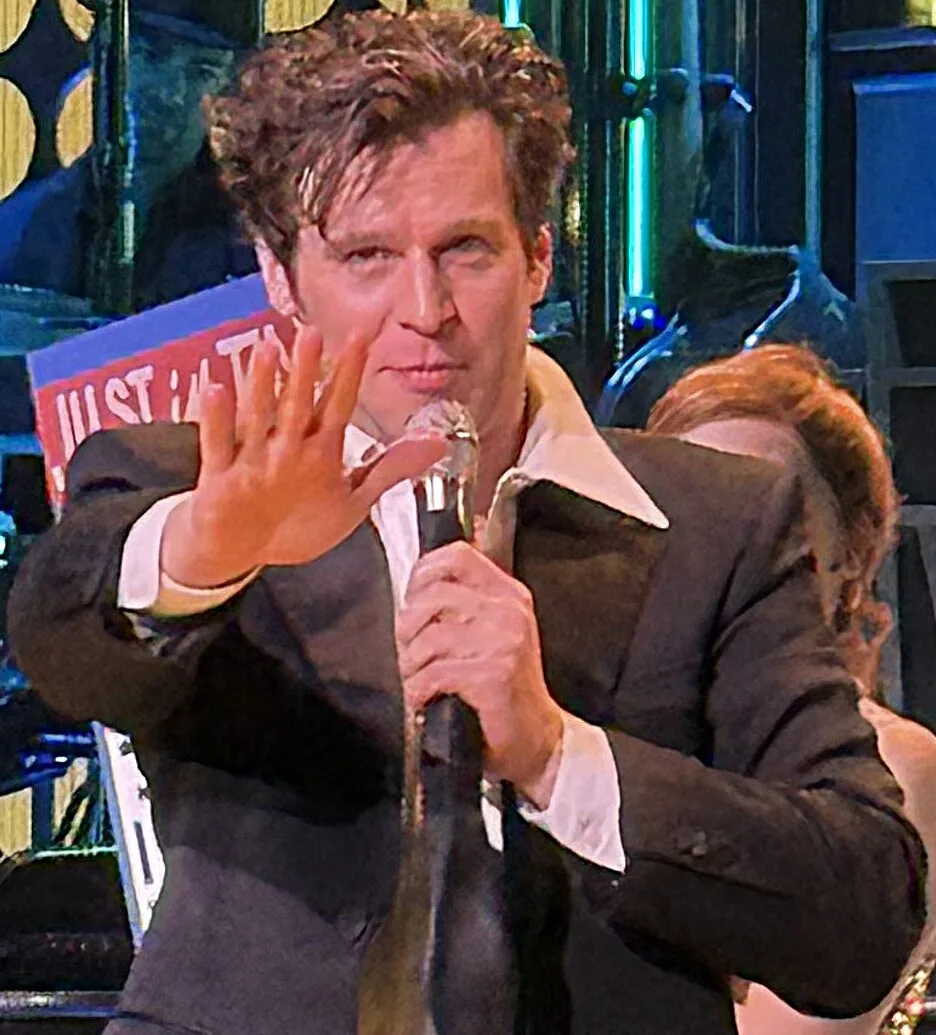 Jonathan Groff