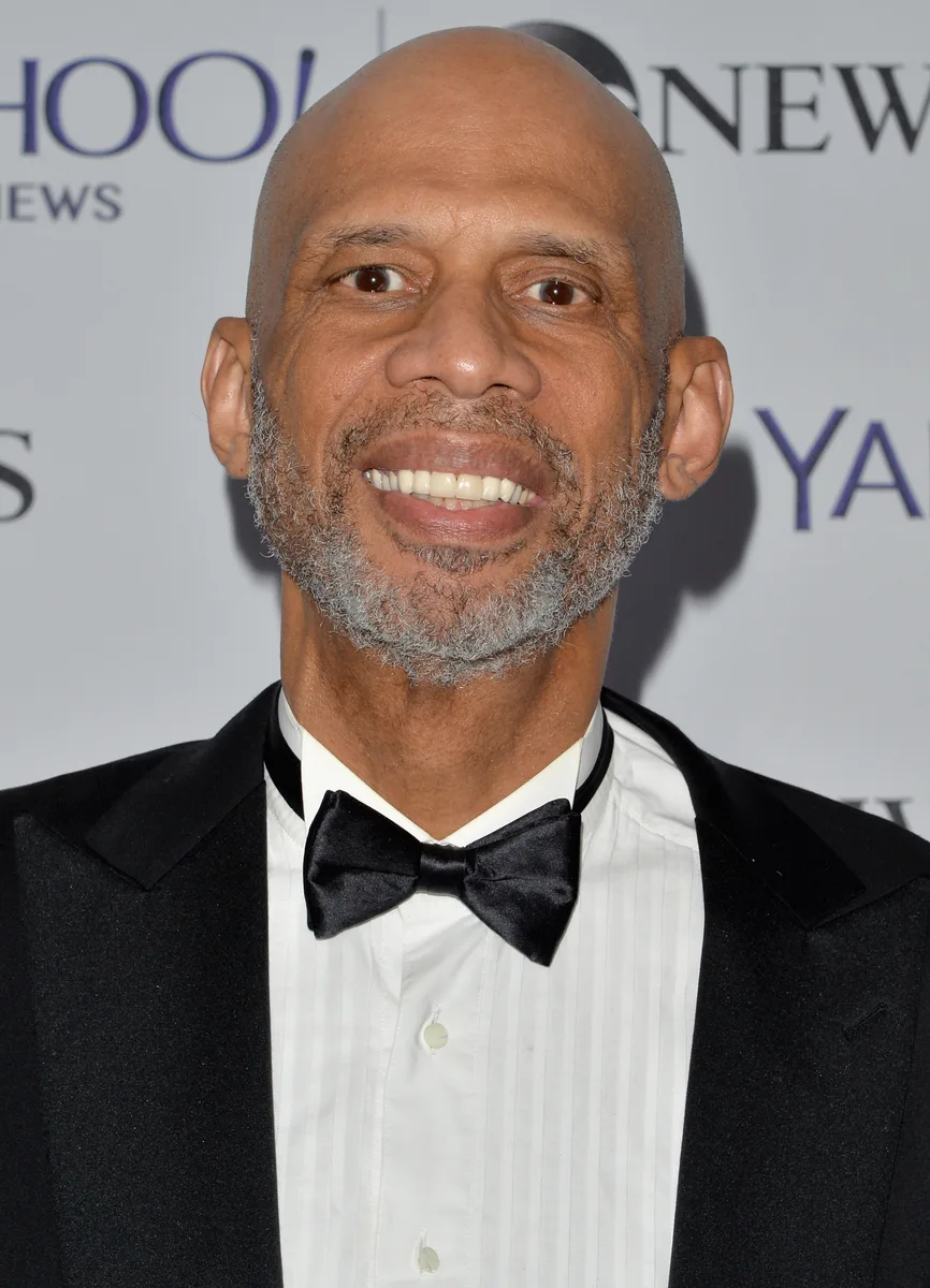 Celebrities born on April 16