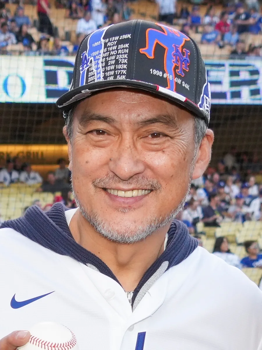 Ken Watanabe