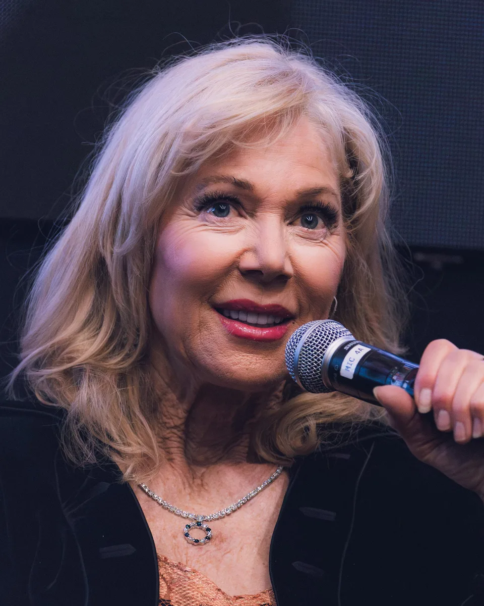 Lynn-Holly Johnson