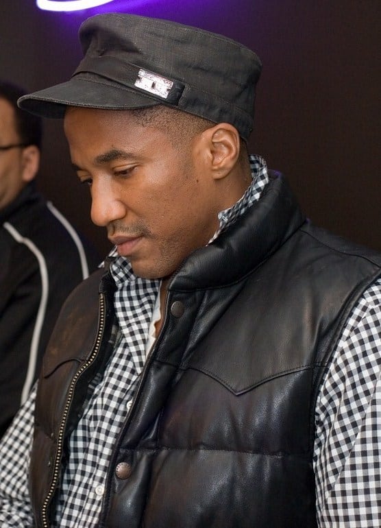 Q-Tip reference image