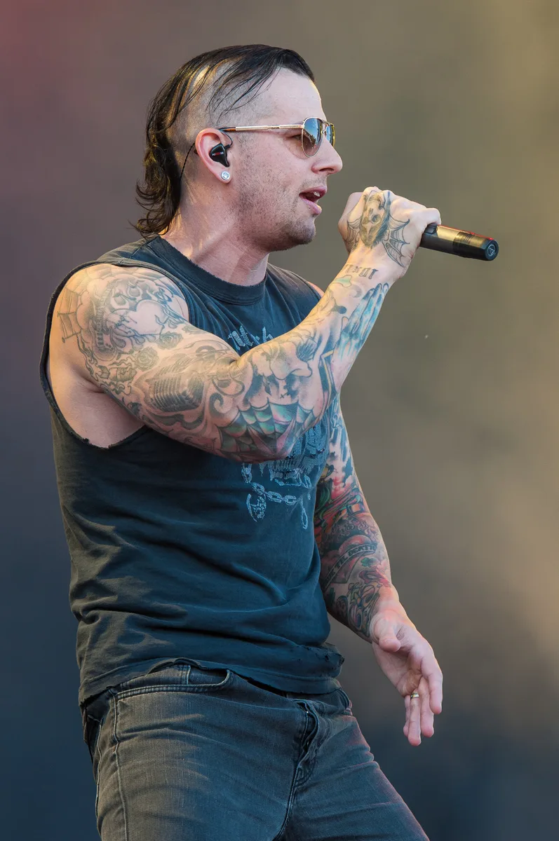 M. Shadows