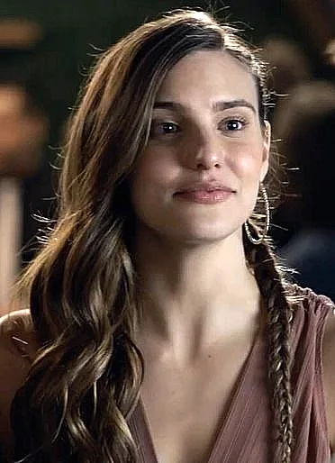 Macarena Achaga