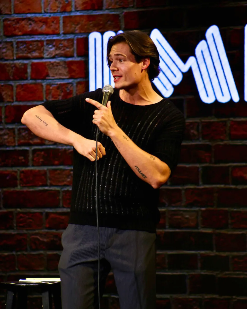 Mario Adrion