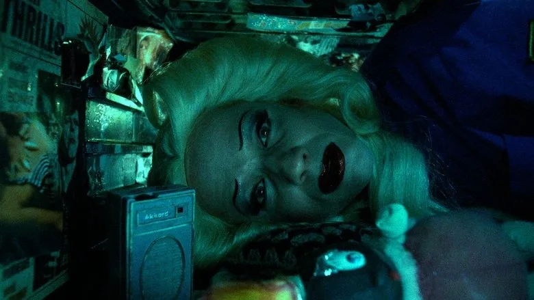 Hedwig and the Angry Inch TMDB poster or backdrop