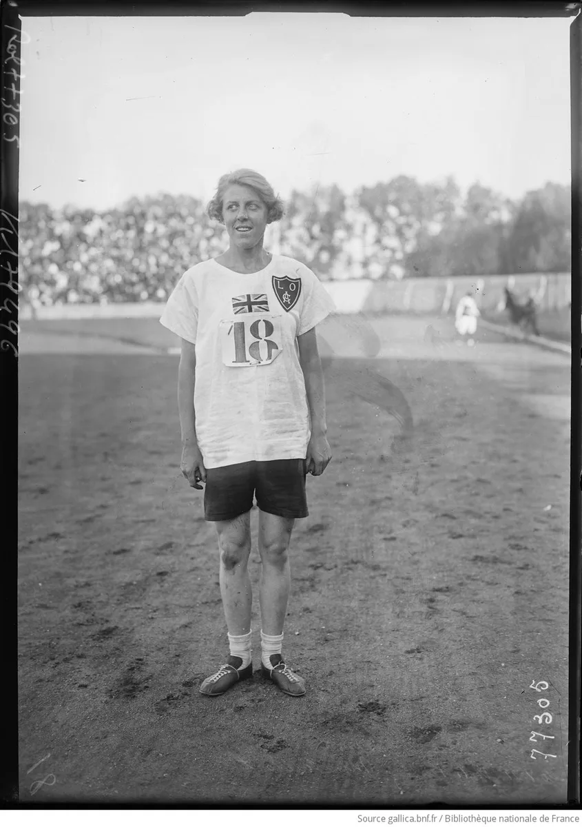 Nora Callebout