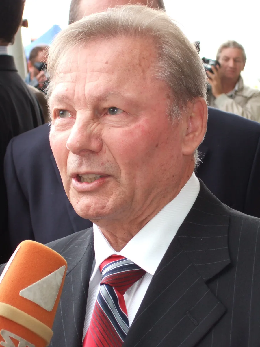 Rudolf Schuster