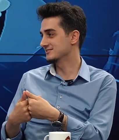 Ruhi Çenet