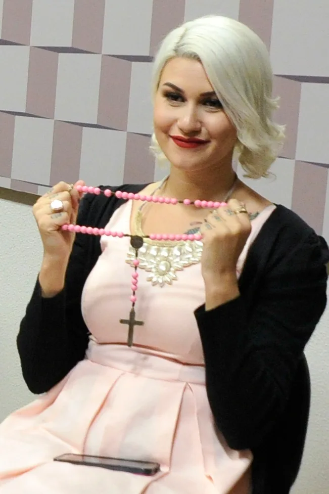 Sara Winter