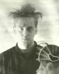 Simon Raymonde