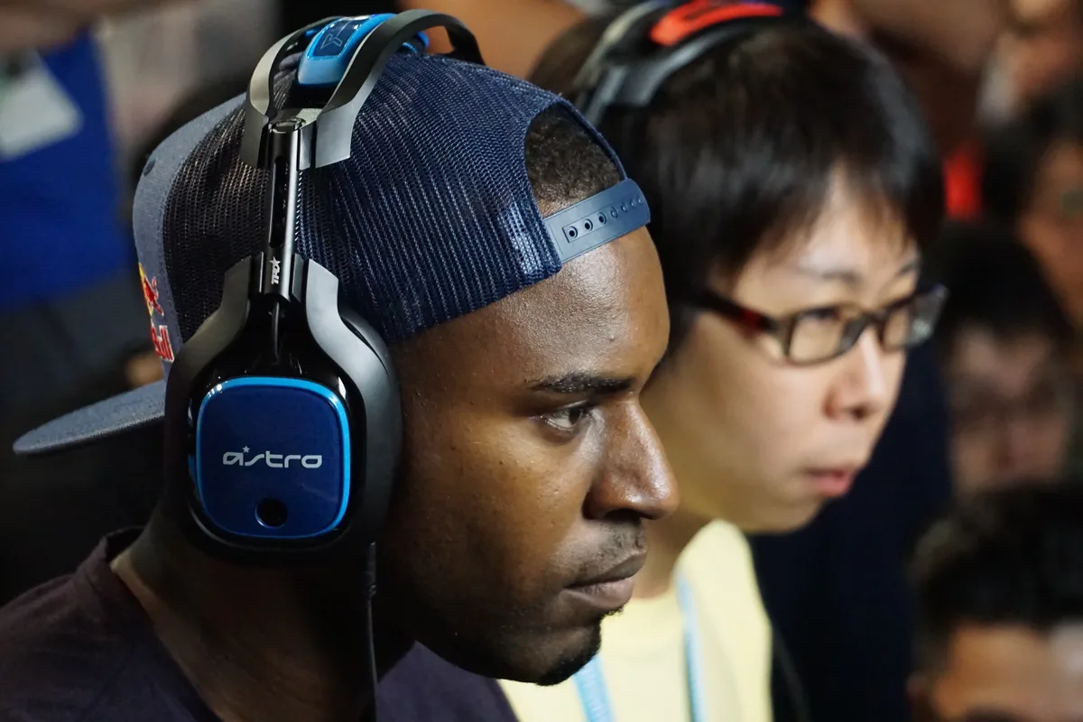 Snake Eyez