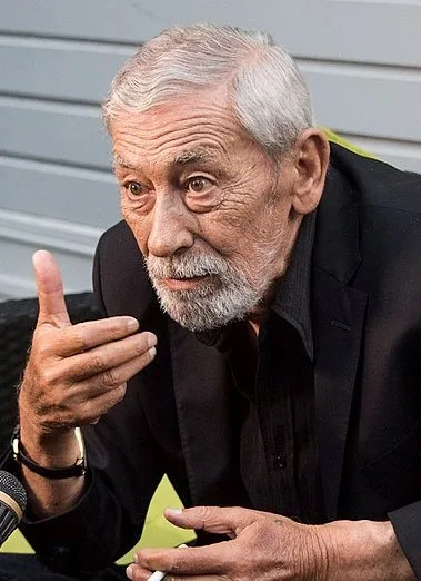 Vakhtang Kikabidze