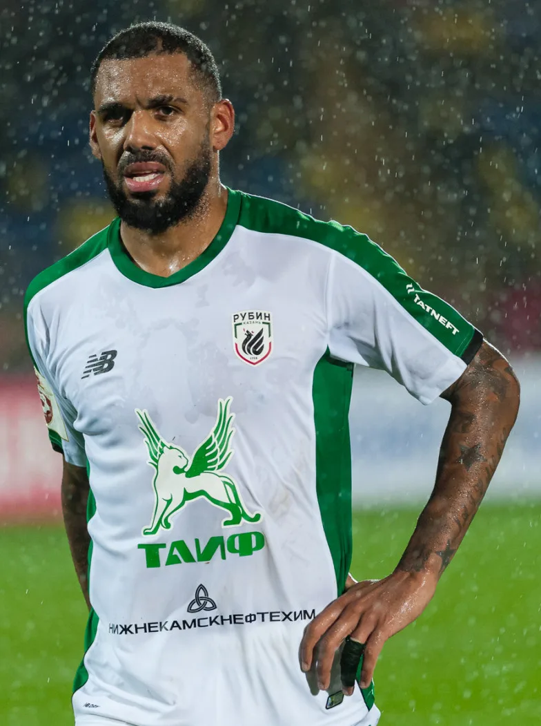 Yann M'Vila