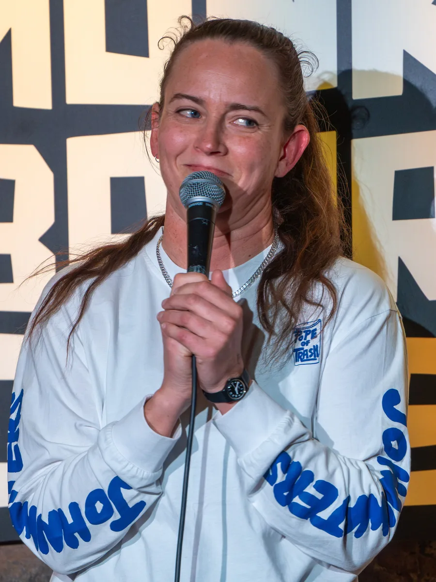 Zoë Coombs Marr